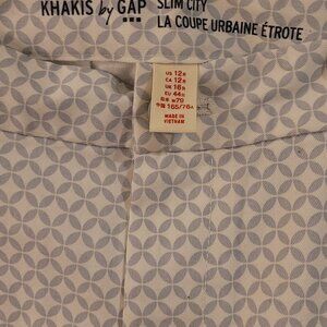 Gap Khakis slim fit size 12